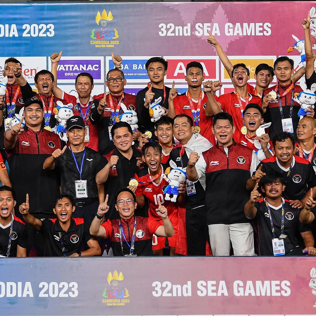 INDONESIA RAIH MEDALI EMAS SEA GAMES 2023